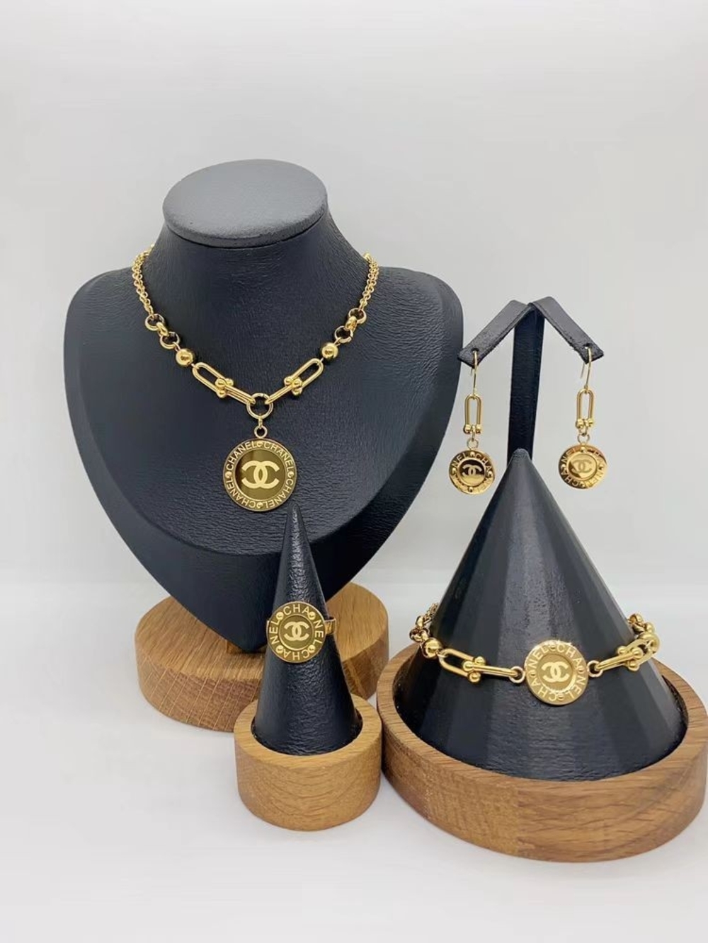 4 Pieace Fashion Gold-Tone Medallion Logo Necklace, Bracelet & Earrings Set